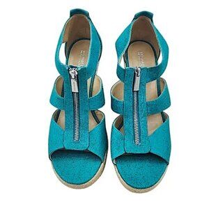 Michel Kors Damita wedge sandal, impeccable condition size 5